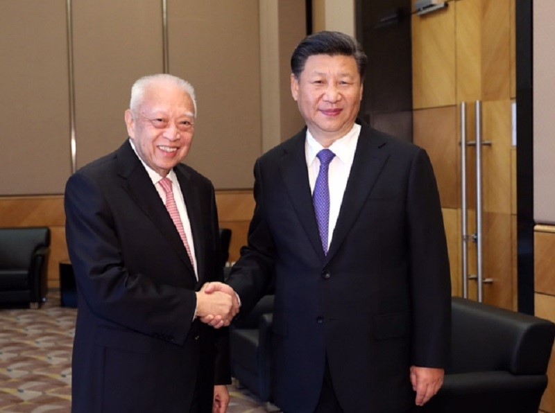 Resized_Xi Jinping and CH Tung.jpg