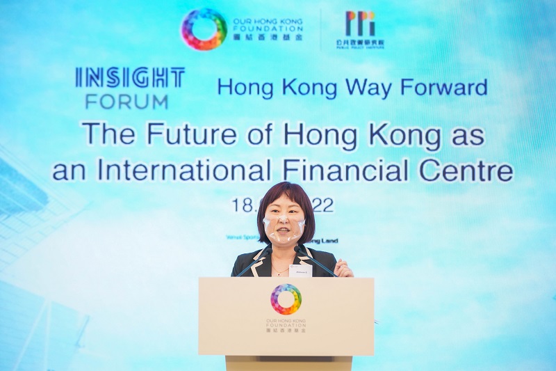 中國銀行（香港）有限公司首席經濟學家鄂志寰博士
